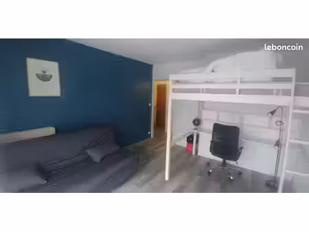 t1 meublé de 32 m² avec parking et cave - centre-ville de cholet
