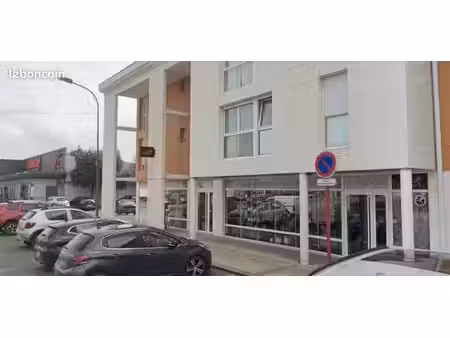 local commercial 133m2