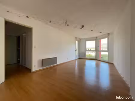 a vendre 2 pieces montigny les metz