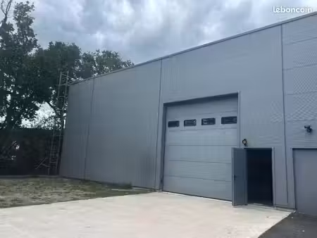 local industriel 260 m²