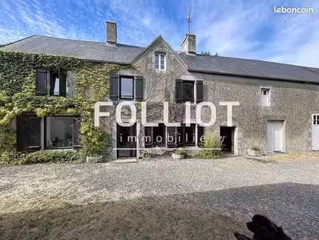 propriété 5 pièces 135 m²