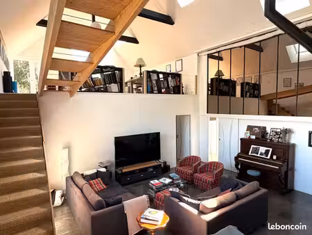 à 20 min du mont-saint-michel – maison loft 270 m² + 350 m² de dépendances