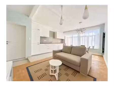 appartement à louer à rue gray 119 ixelles (vbe71026)