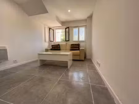 studio meublé