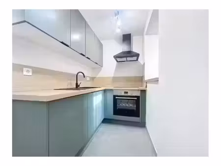 studio à louer avec terrasse   tournai (vbe71025)