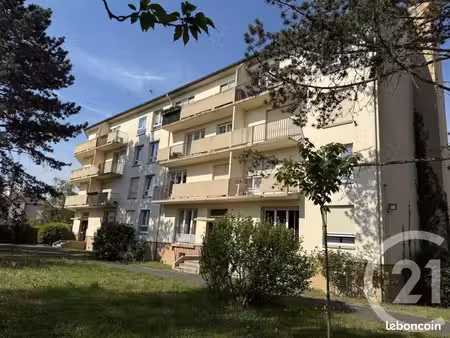 appartement 3 pièces 65 m²