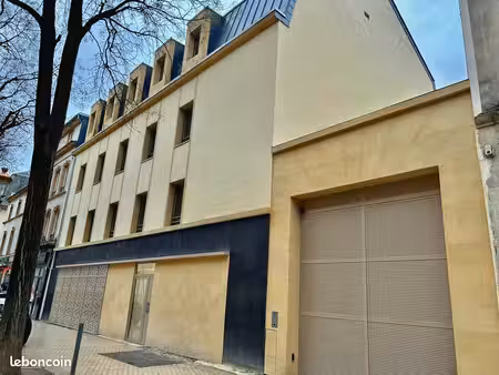 bureaux 158 m²