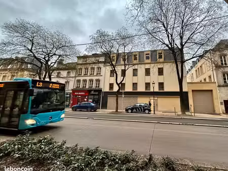 bureaux 66 m²