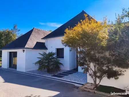 maison 5 pièces 155 m²