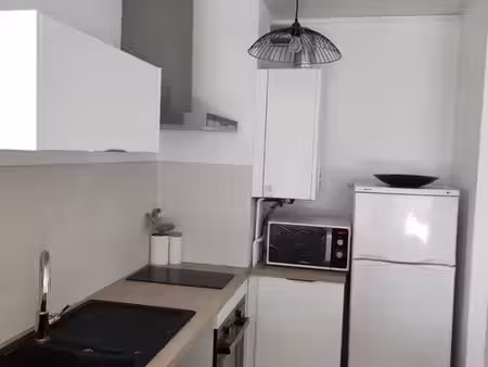 appartement 27m2  balcon et parking privatif dispo 24/10