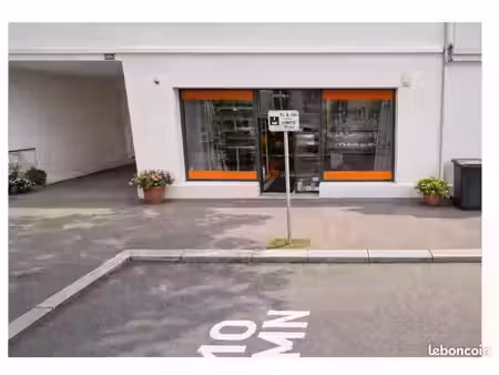 local commercial 97 m² – lorient / keryado rue de begique