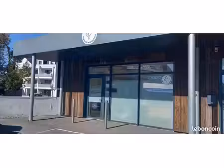 local commercial
