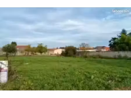 terrain 619 m² somain