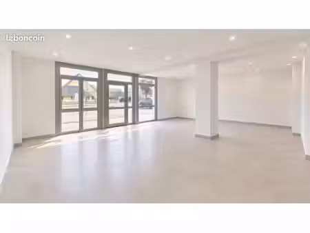 local commercial 50 m2