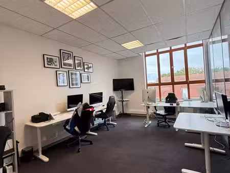 bureaux à louer à roubaix – 70 m² – 3 pièces