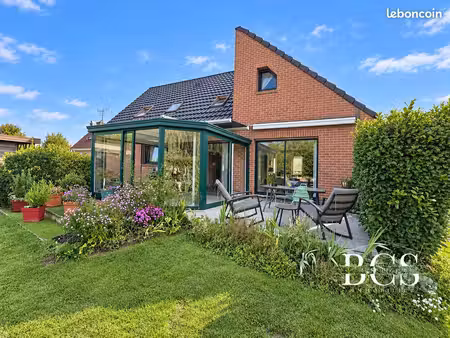 maison 10 pièces 175 m²