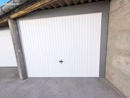 parking/box 18 m² mouvaux