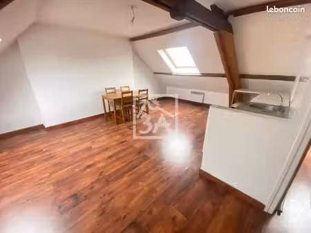 studio 1 pièce 24 m²