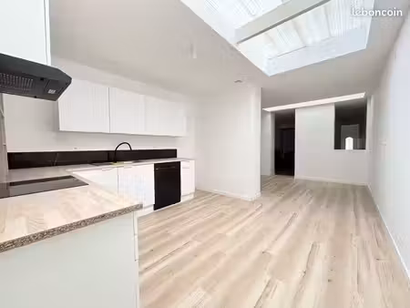 maison située à beuvrages - 4 chambres - 120m2 - 160 000