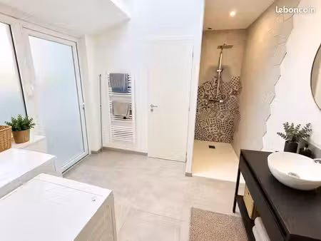 maison 6 pièces 105 m²