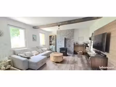 longère 5 pièces 143 m²