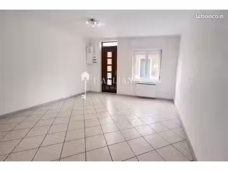 maison 4 pièces 75 m²