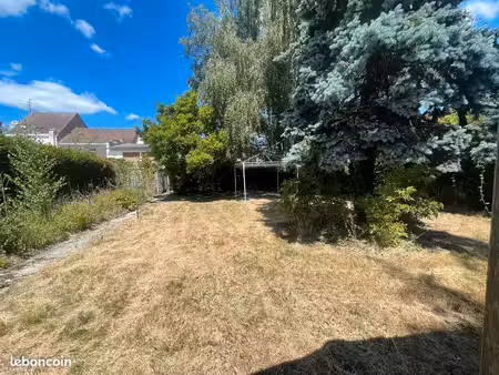 terrain constructible – sans vis à vis – fond de parcelle – pour maison individuelle – cap