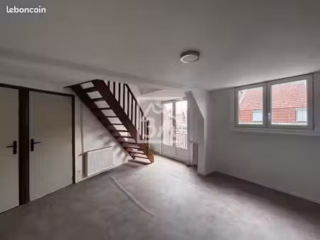 immeuble 11 pièces 178 m²