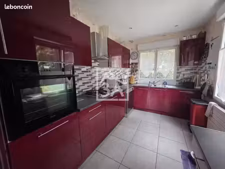 maison 6 pièces 156 m²
