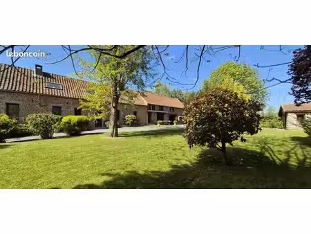 longère 10 pièces 153 m²