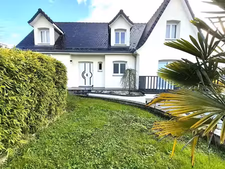 pavillon 8 pièces 222 m²