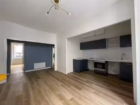 location appartement 3 pièces 51 m² à rodez (12000)