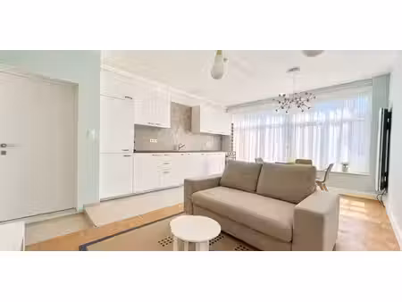 appartement à louer à ixelles pour € 1.190 avec 1 chambre à coucher