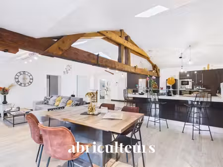 immeuble de caractère en pierre de tailleb- 333 m²en vente à saint-savinien (17350)