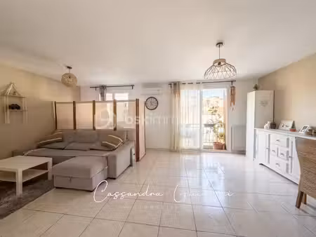 appartement de 79 m² à marseille-3e-arrondissement