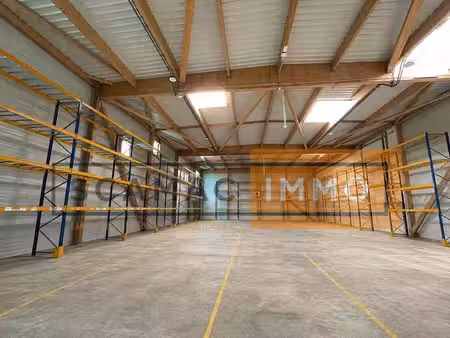 location entrepôt collegien 77090 1108m²