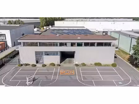 bâtiment d’entreprise à louer à deinze pour € 9.950
