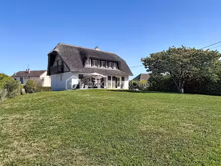 maison traditionnelle de 200 m² à bayeux