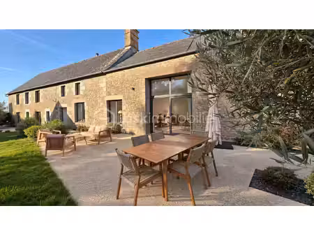 maison de 247 m² à landean