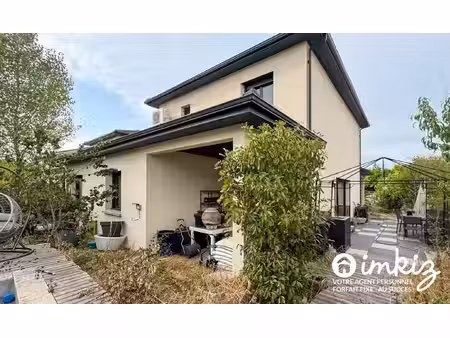 maison moderne 6 pièces avec piscine