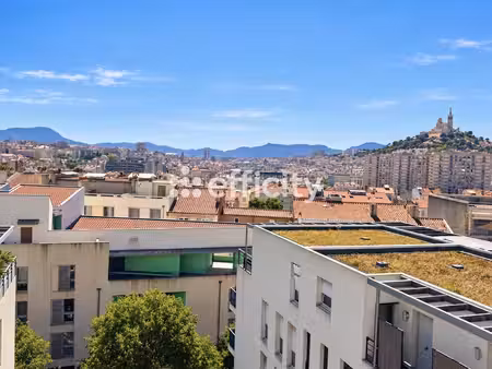 appartement 1 pièce - 49 m²