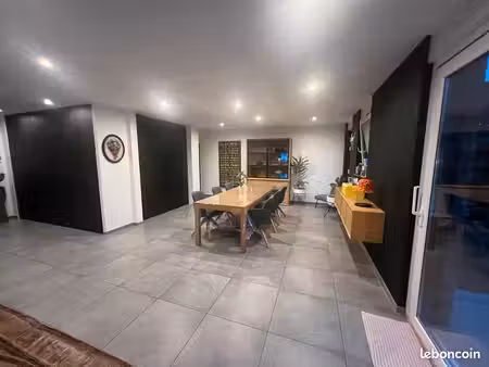 maison 5 pièces 175 m²