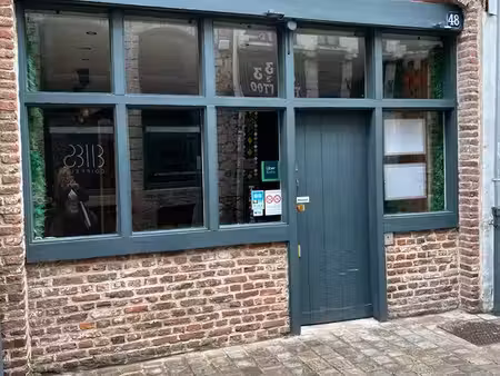 bel emplacement pour cette surface commerciale  cœur vieux lille