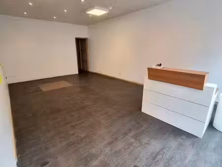 local commercial 37 m² – tourcoing – idéal profession médicale/paramédicale ou commerce de