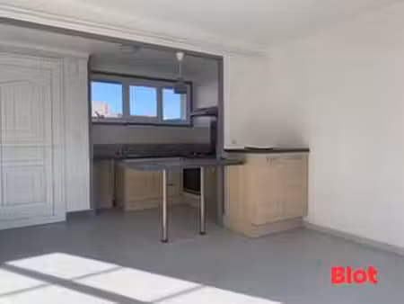 location appartement 2 pièces à fougères (35300) : à louer 2 pièces / 41m² fougères