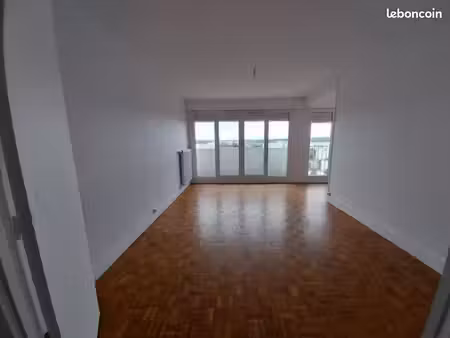 appartement t4