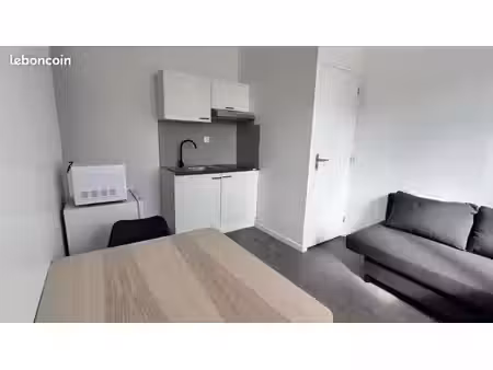 studio 1 pièce 18 m²