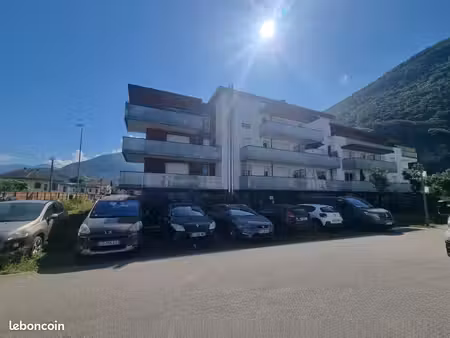 appartement 3 pièces 76 m²