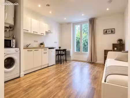 studio 1 pièce 18 m²