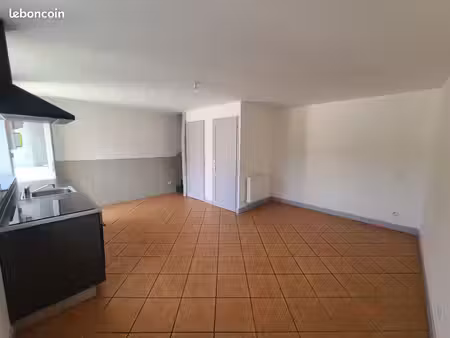 location maison de ville
